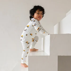 Tillverkning av pyjamas för barn