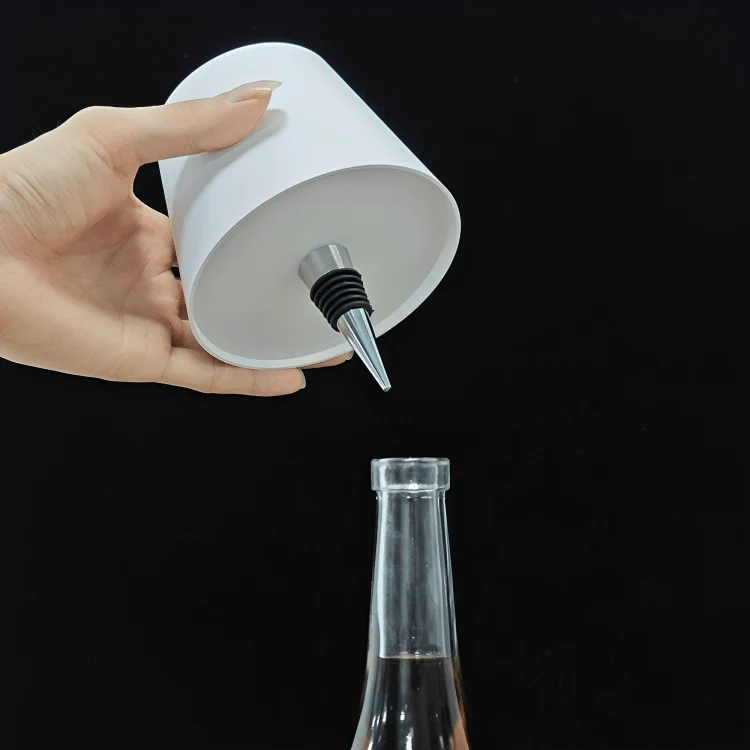 TILLFÄLLIGT 50% RABATT | IllumiFlask™ | Trådlös flasklampa - Bild 2
